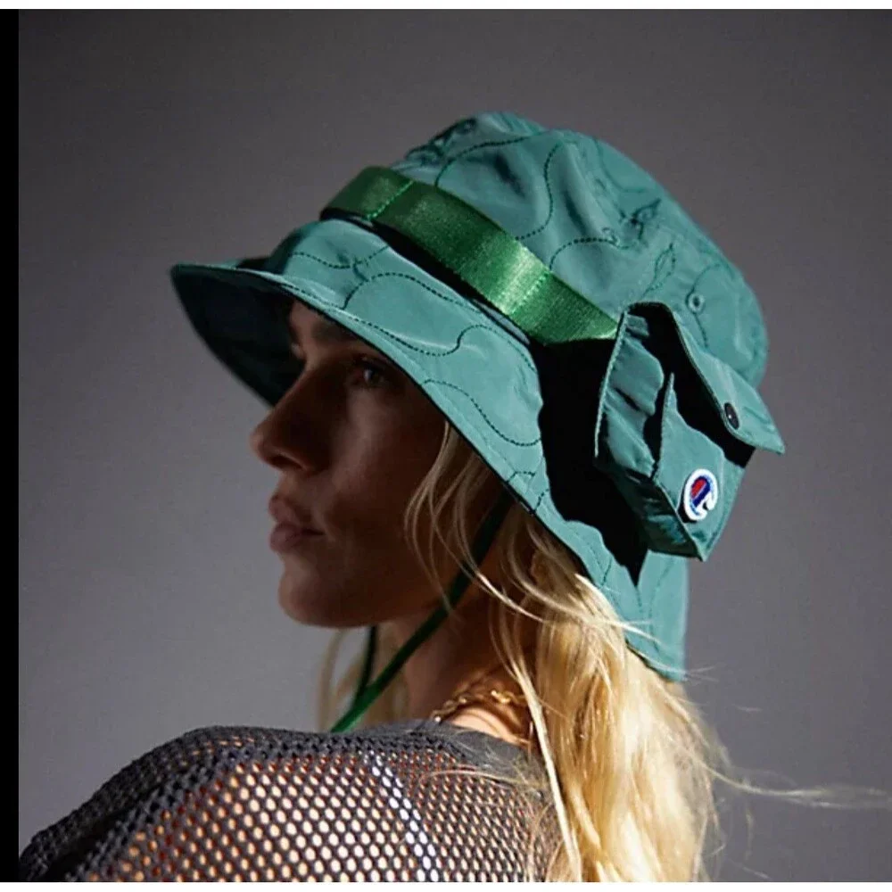 Champion UO Taslan Quilted Green Bucket Hat with Detachable Pocket White L/XL